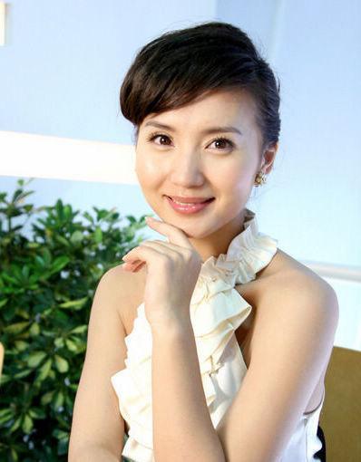 当年大火的万人迷陈好，为爱隐退娱乐圈，如今