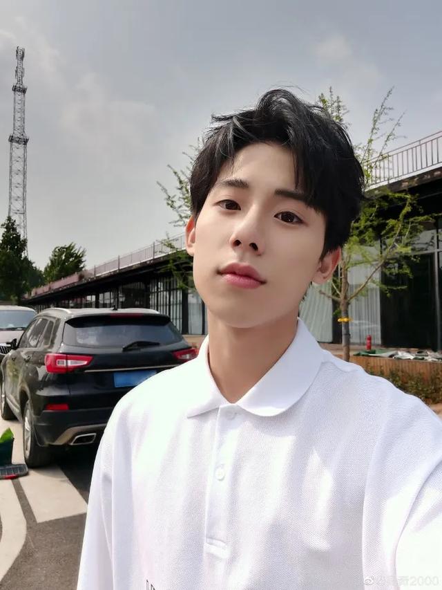 今年有哪些明星参加高考？从张子枫到赵今麦，