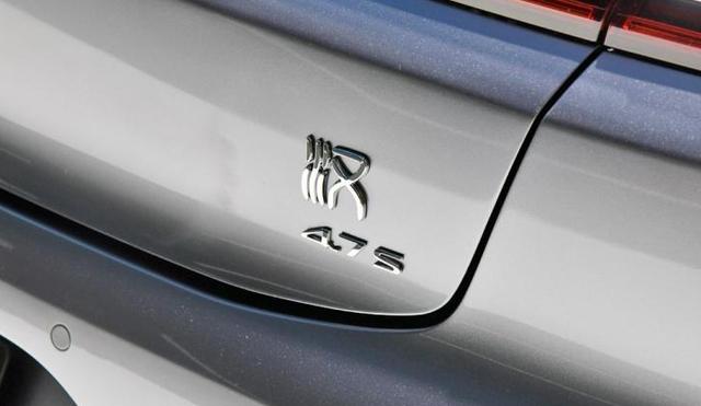 BYD旗舰轿车全球首发，车长4米96配隐藏门把手，4.7秒就能破百