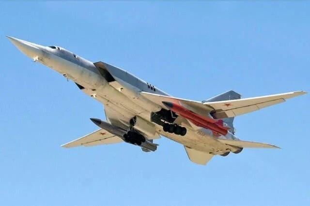 又一款灭国武器火力全开，多次模拟轰炸美本土