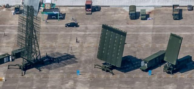 难怪中国武器受欢迎，F22战机抵达就被锁定，军