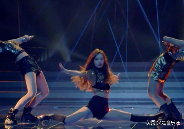 吴昕人气高涨，《快本》站桩十四年，她凭什么一夜之间翻盘？