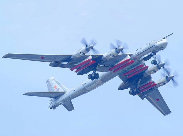 给轰6正名，不比其它轰炸机差，是轰20不可或缺