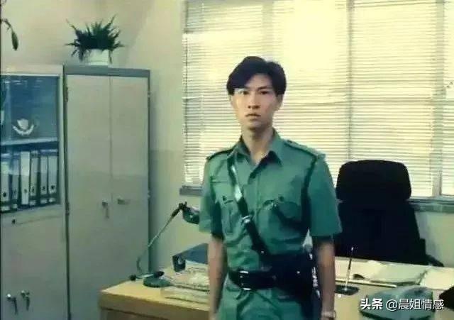 张家辉结婚17年后吐槽关咏荷：“她大部分时间不理我”网友：羡慕