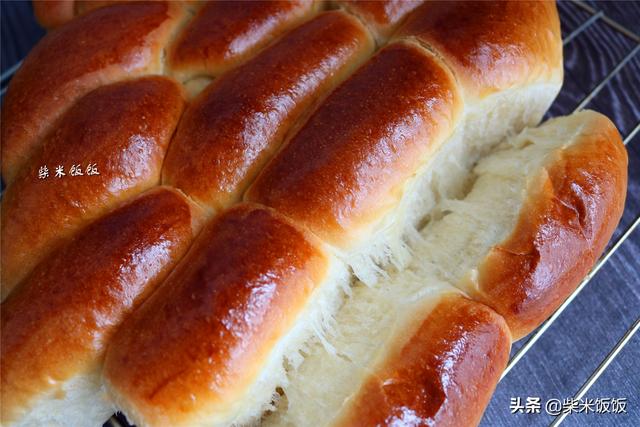 ​做面包，用它和面，面包柔软拉丝，放3天也不硬，比买的好吃