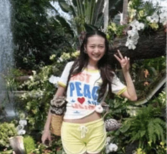 王鸥旧照对比，之前长啥样？网友看后：是男人