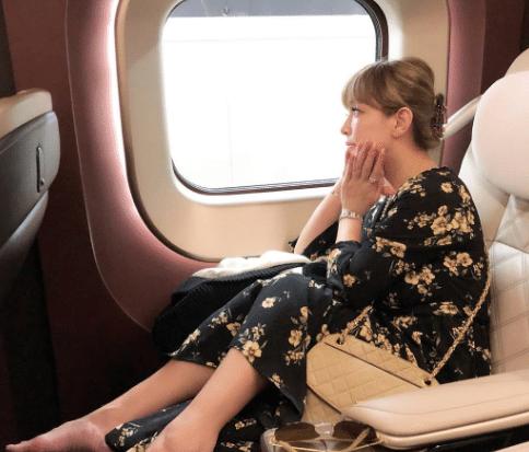 41岁滨崎步被小鲜肉\"宠爱\"后，美到犯规