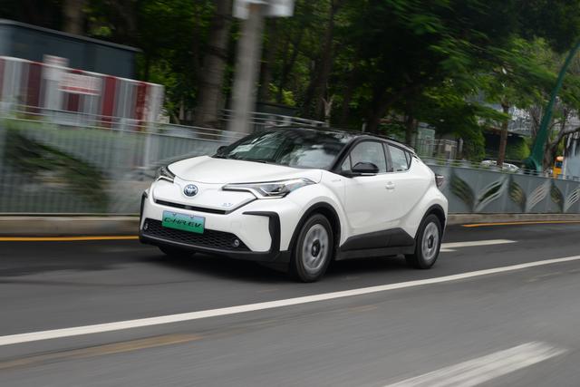 城试驾 | 一试倾心，试驾广汽丰田纯电SUV C-HR EV