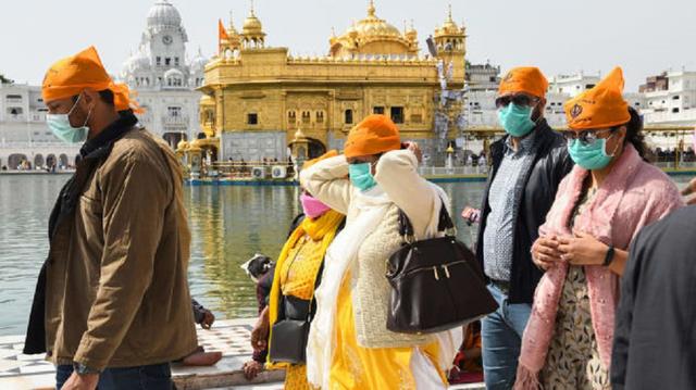 印度3天確診10萬例,印度經濟或將倒退25年,越南很可能是印度翻版