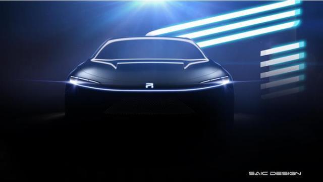 706km续航的小鹏P7只要25万！蔚来又着火了？