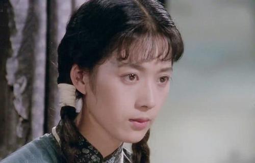 64岁的张铁林：曾有7段感情3个孩子，为何如今仍