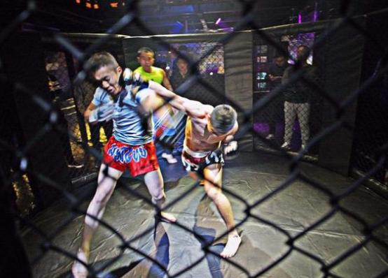 特种兵和格斗高手比较，谁会占据上风？退伍老