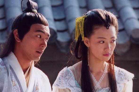 《聊斋志异》中的女鬼和女狐狸精，为什么她们