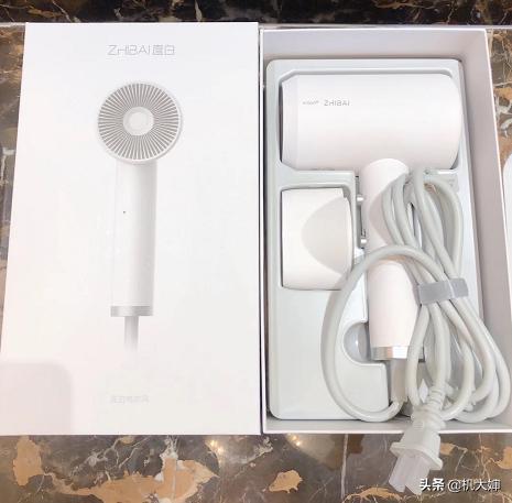 拼多多又现神操作！iPhone11买一送一，网友：库克都要来中国进货