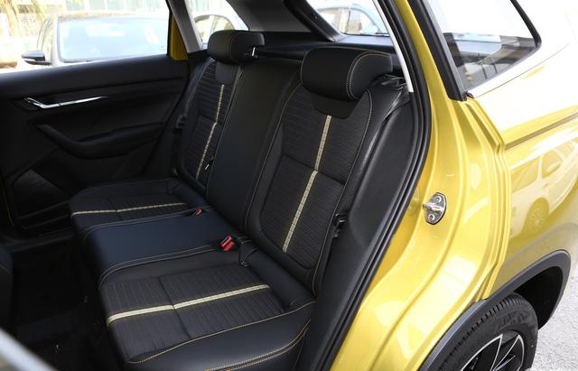 原厂8.99w的正宗德系车，油耗每公里3毛3，可载物1510L，适合家用