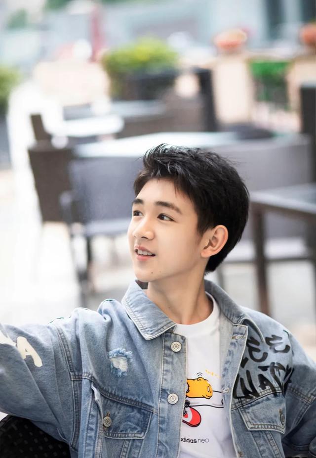 荣梓杉：我和朱朝阳截然不同，但我能感受到他，也想要突破他