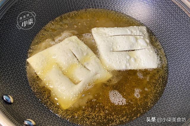 薄脆懒人做法，不和面不擀面，出锅酥脆掉渣，做饺子馅越吃越香