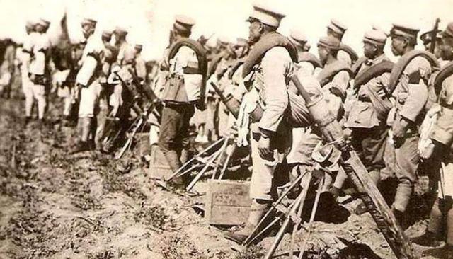 ​军阀混战多奇葩？万人对战仅死1路人，冲锋获