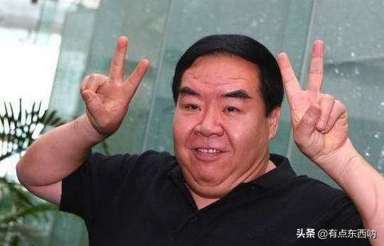 肥猫郑则仕，欠8000万债，还捐款50万，被遗忘晚