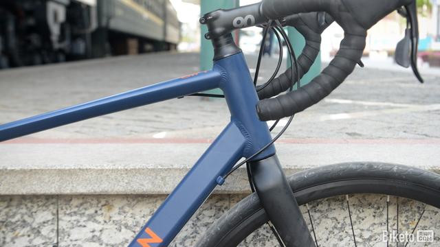 不到3000元的亲民大牌 迪卡侬Triban RC120碟刹公路车评测