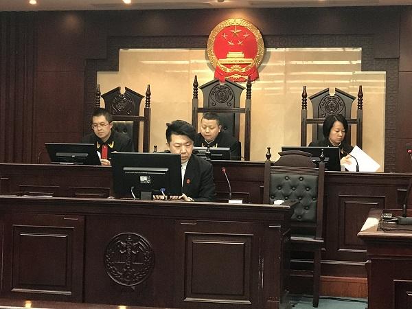 女子患皮肤癌，买了重疾险却因有胃炎史被拒赔