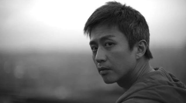 继“糊底”之后再翻车？从北漂到人生赢家，邓