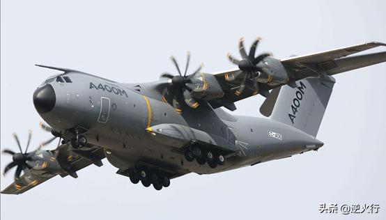 欧洲的标准运输机！能当加油机的A400M！西方最大