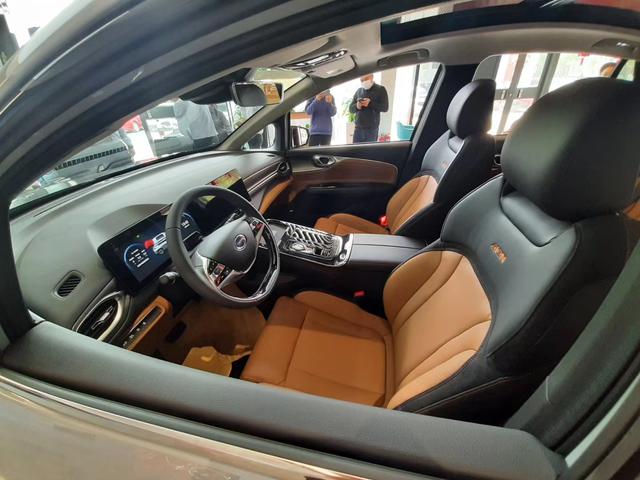 广汽AION再添新丁，喜欢SUV的看过来