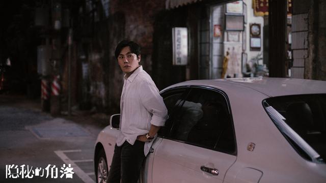 王景春曝为朋友索要伊能静签名却被秦昊拒绝，理由笑翻大家