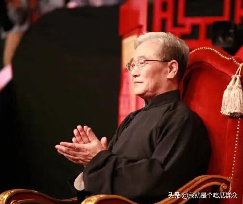 这才叫艺术家！高峰晒图看望少马爷，相声界的一股清流