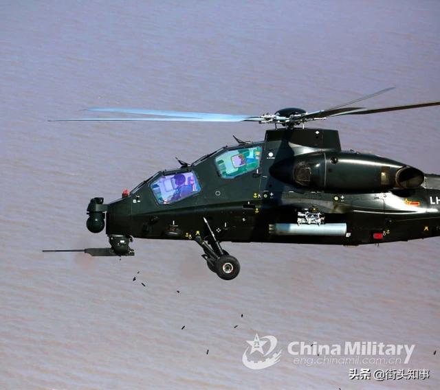 新照透露我军“夺岛”模式变化，直10有大作用，