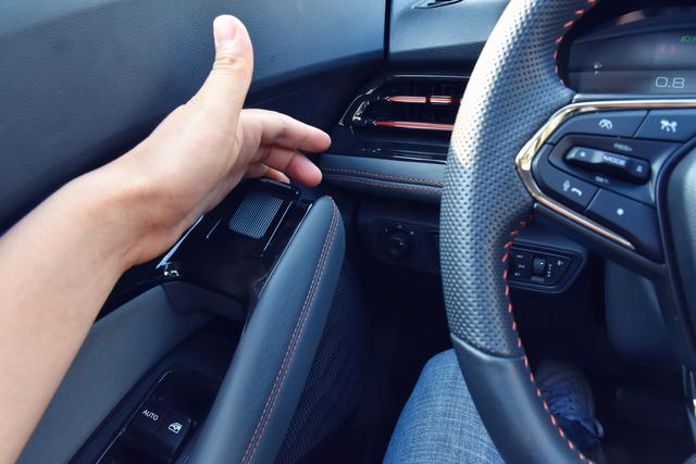 预算8万，享受20万级的配置！这款SUV每公里油耗