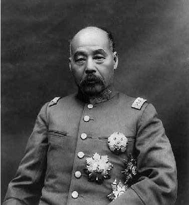 冯巩家境有多显赫？太爷爷是民国总统，爷爷也