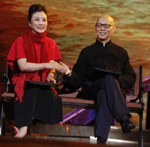 就在4天前风流赌王何鸿燊和“阿姐”汪明荃的关系终于“藏”不住