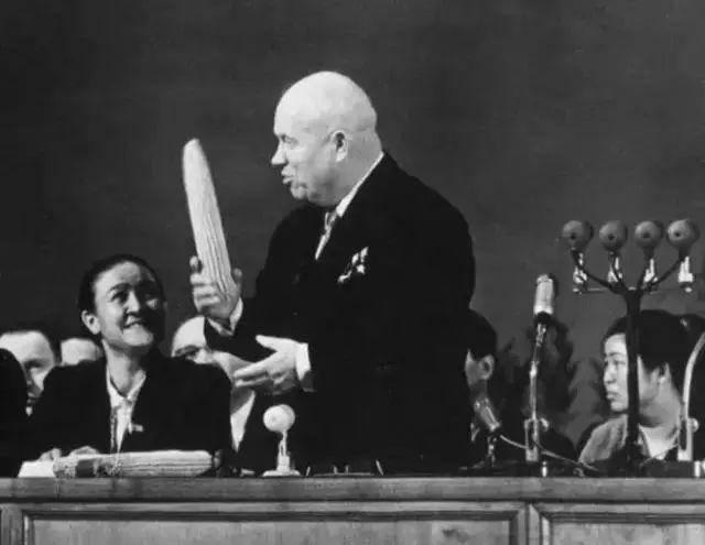 赫鲁晓夫当苏联领导人时对中国的七大贡献