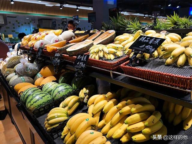实体店、大型超市纷纷关门歇业，疫情影响是次