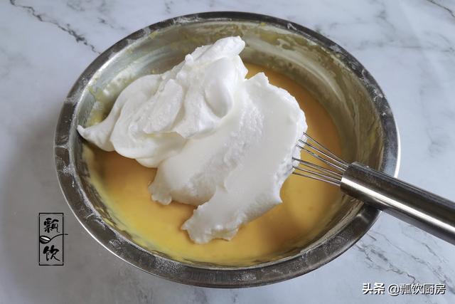 用普通面粉做蛋糕，掌握这几点，照样松软，不塌不成饼，一做成功