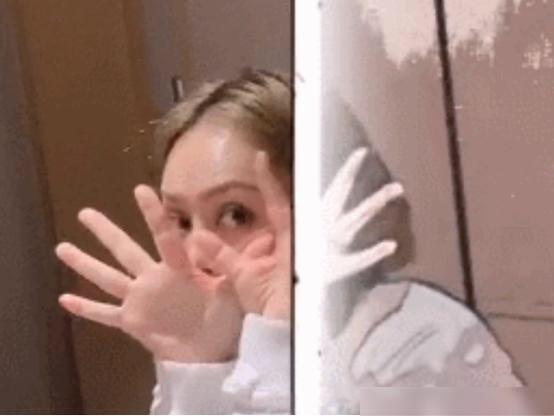 「速效」宁静练舞吃速效救心丸 省午餐时间记动作让郑希怡秒变迷妹