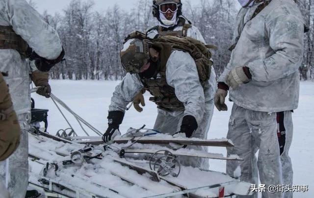 美国对俄罗斯发动全面进攻？美媒：醒醒吧，极