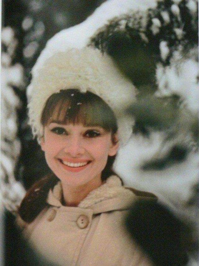 赫本曾经历两次婚姻，都没嫁给相伴42年的纪梵希，原因让人深思