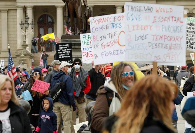 特朗普“黑暗政策”！一场政治豪赌，CNN大胆预