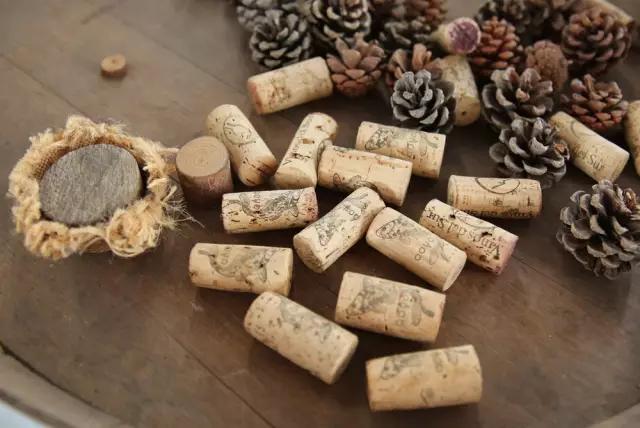 开红酒木塞断裂怎么办？这几招教你挽回局面！