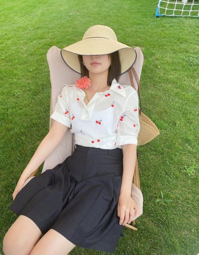 温婉既腹黑的李沁，剧外是青春靓丽甜美的，3