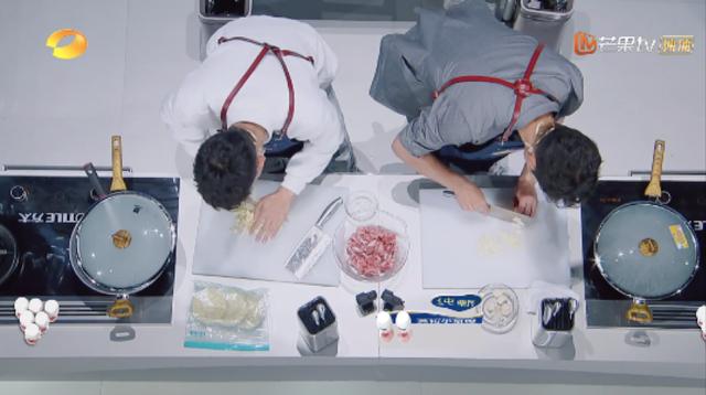 《鲜厨100》：厨艺比拼怎么变了味