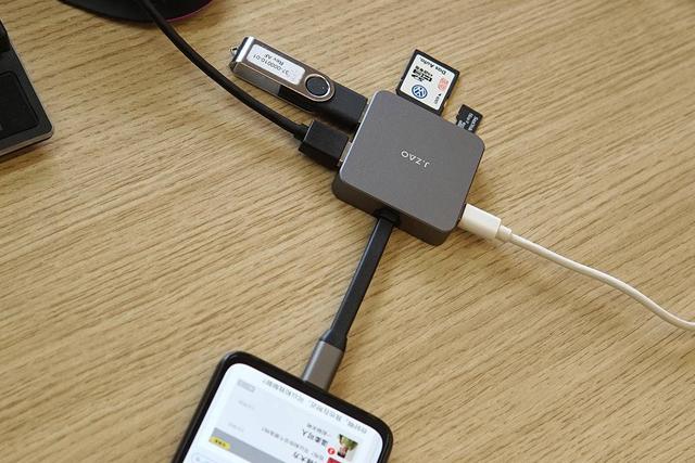 小米9还能再战两年，只因入手了京造便携扩展坞