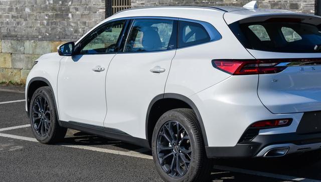 捧不红的高端SUV！颜值胜过汉兰达，入门197马力，13.59W却难走量