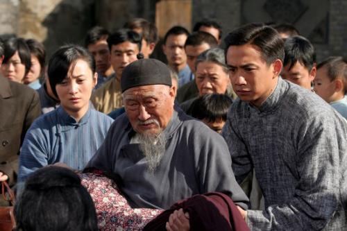 这几部剧里亲如一家的邻里关系，让人怀念又向