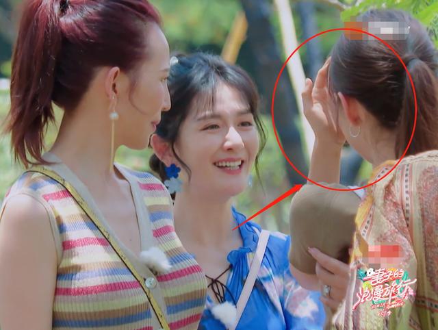 《妻旅4》吉娜回忆小时候练琴，几度哽咽落泪，