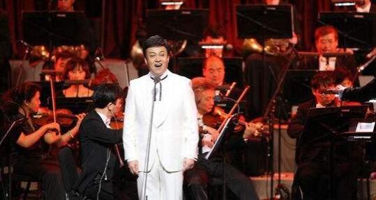 吕继宏和郁钧剑，一个阳刚一个细腻，两人谁的唱功更出色？