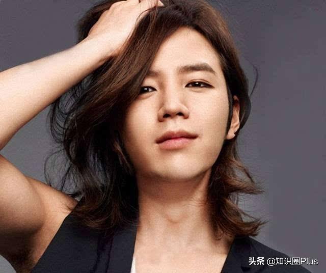 张根硕退伍！为什么韩国所有男人都要服兵役，